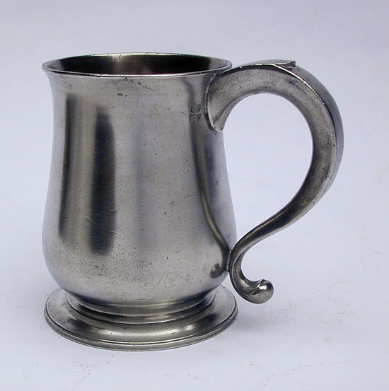 A Quart Tulip Antique English Export Pewter Mug by John Piggott