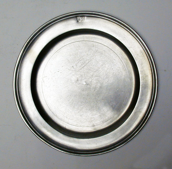 A Single Reed Rim Plate by Richard Austin