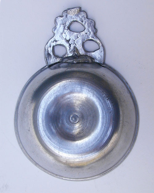 An Unmarked L Boardman Taster Pewter Porringer