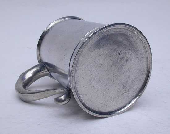 An Unmarked Danforth Mold Connecticut Pint Pewter Mug 