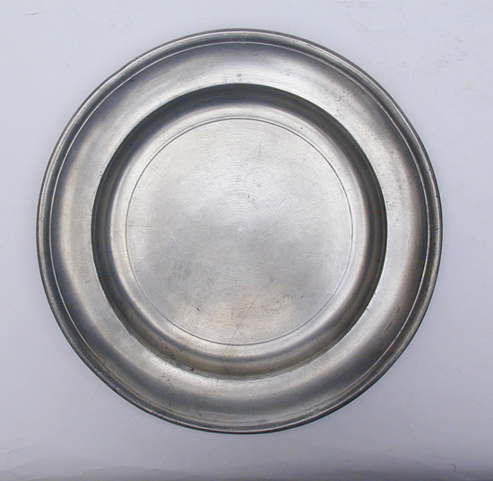 A Single Reed Rim Pewter Plate by Robert Palethorp Jr.